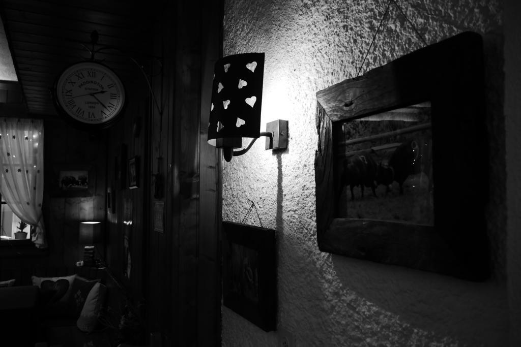 Hotel - Petit-Dejeuner Le Trift Циналь Экстерьер фото