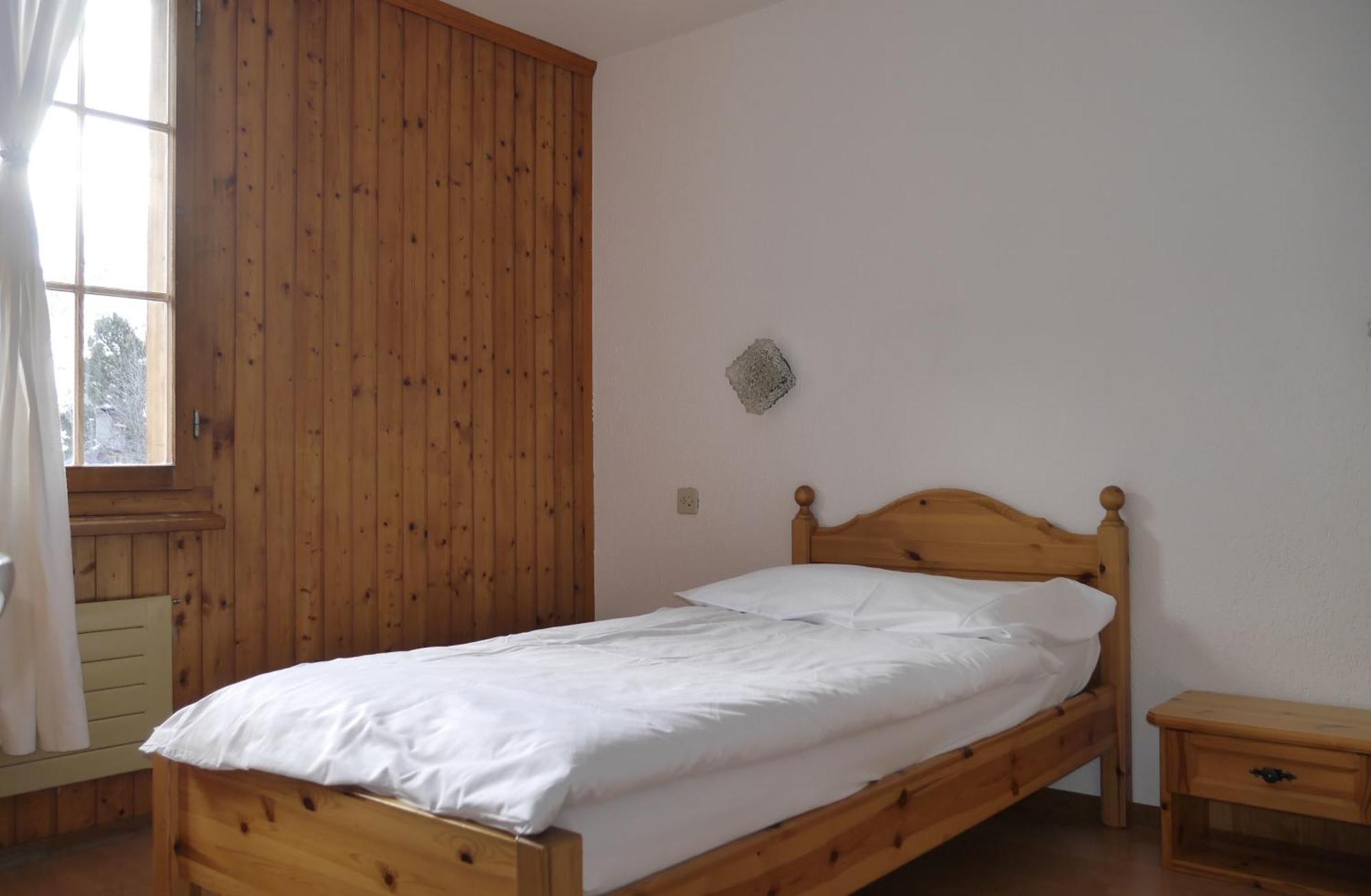 Hotel - Petit-Dejeuner Le Trift Циналь Номер фото